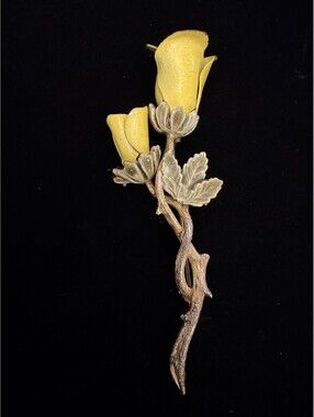 Beautiful Vintage Yellow Roses Brooch Texas State Flower